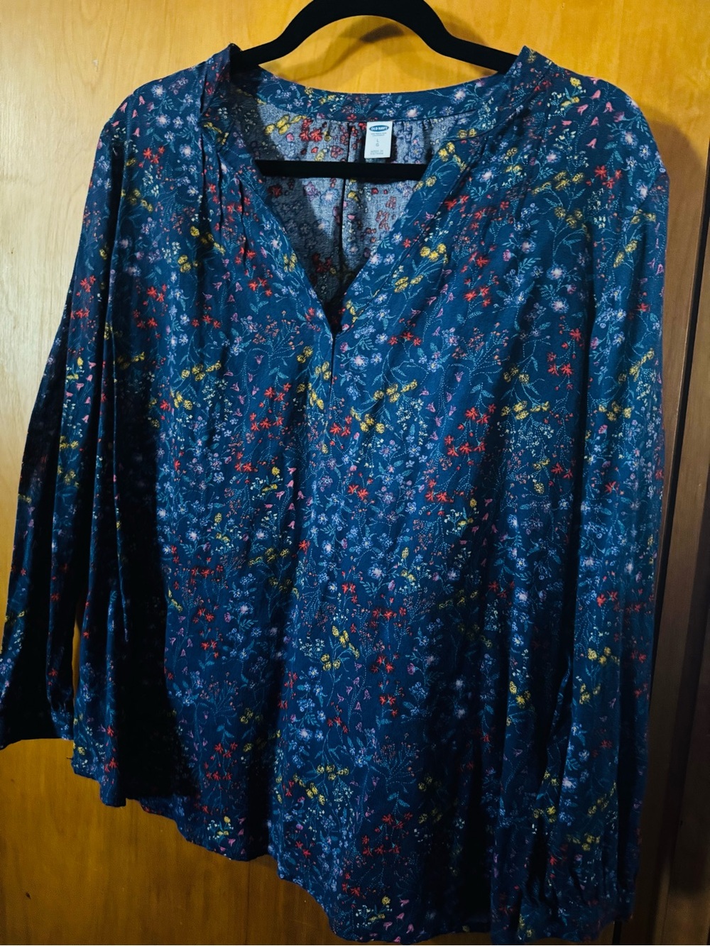 Old Navy Navy Floral V-Neck Tunic Top